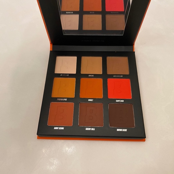 BEAUTY BAY Fiery Matte B 9 Colour Eyeshadow Palette - NEW - Picture 3 of 6